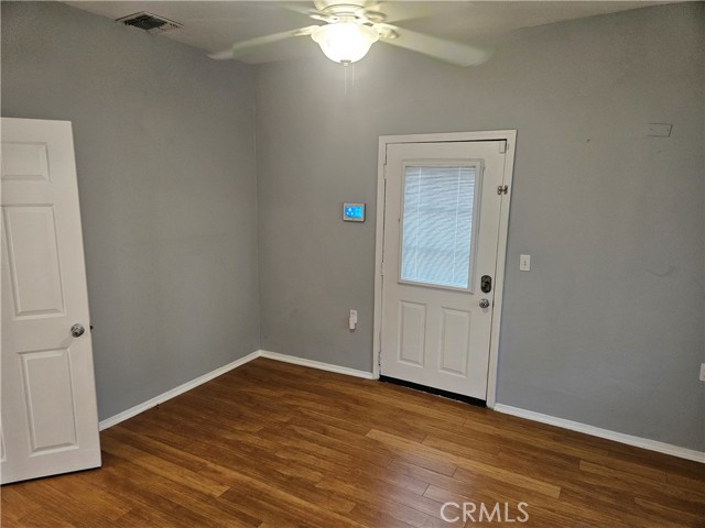 Detail Gallery Image 10 of 14 For 964 Cypress, Pasadena,  CA 91103 - 3 Beds | 2 Baths