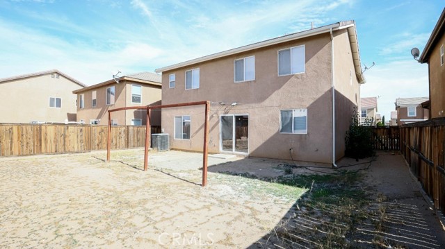 9476 Plum Court, Hesperia CA: https://media.crmls.org/medias/7a551ce2-889e-4e72-bbae-e7f5a4992a02.jpg