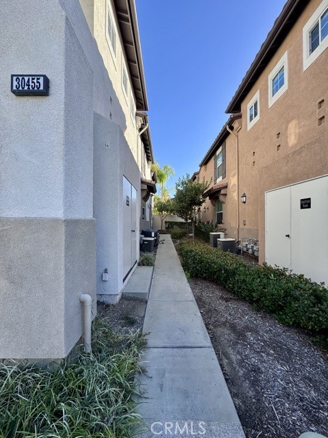 Detail Gallery Image 4 of 43 For 30455 Buccaneer Bay a,  Murrieta,  CA 92563 - 3 Beds | 2/1 Baths