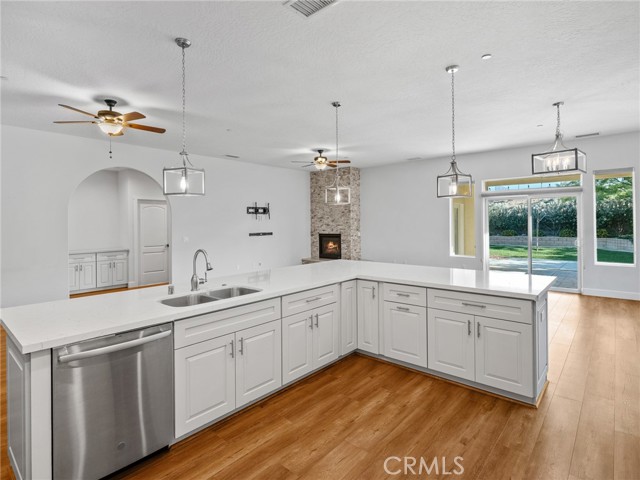 17795 Sunburst Road, Victorville CA: https://media.crmls.org/medias/7a55c279-ca9e-4157-8090-9f69341ef49d.jpg