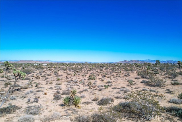 Detail Gallery Image 6 of 16 For 3161 Warren Vista Ave, Yucca Valley,  CA 92284 - – Beds | – Baths