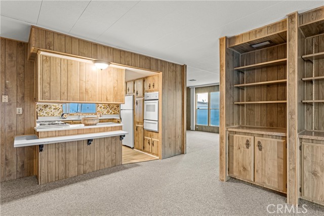 Detail Gallery Image 9 of 31 For 69500 Poolside, Desert Hot Springs,  CA 92241 - 2 Beds | 2 Baths