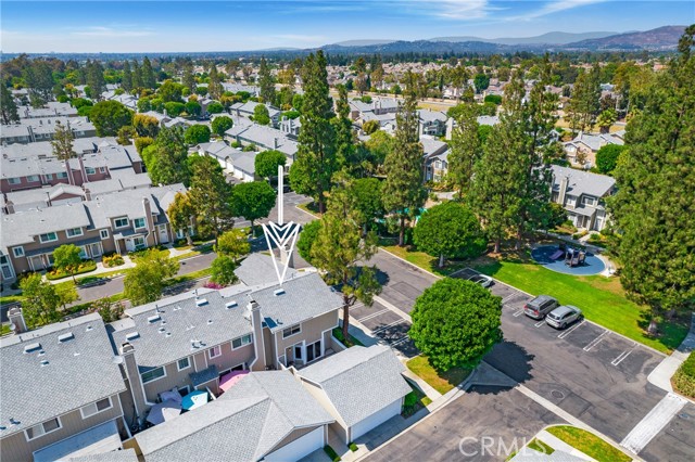 Detail Gallery Image 4 of 33 For 120 Monroe #225,  Irvine,  CA 92620 - 3 Beds | 2/1 Baths