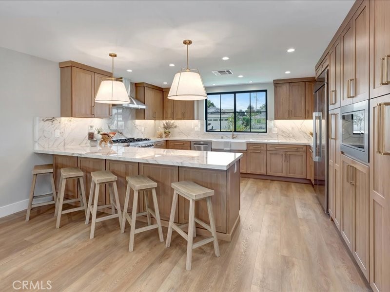 MLS #OC25223093 image #5