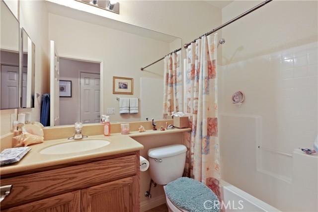 Detail Gallery Image 13 of 25 For 7397 Village Way, Yucca Valley,  CA 92284 - 3 Beds | 2 Baths