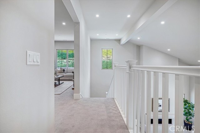 100 Bozeman, Irvine CA: https://media.crmls.org/medias/7a5871d9-33e7-40f7-807b-d0baf7aa0cef.jpg
