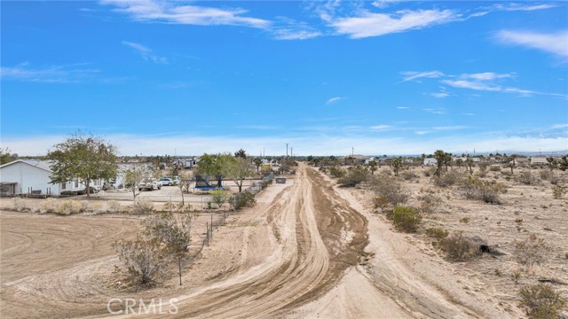 Detail Gallery Image 10 of 11 For 12432 La Mirada Rd, Phelan,  CA 92371 - – Beds | – Baths