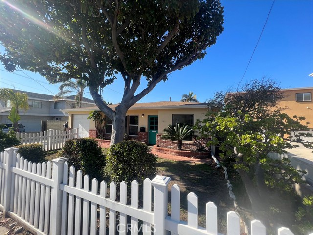 24113 Alliene Avenue, Lomita, CA, 90717 24113 Alliene Avenue, Lomita, CA, 90717