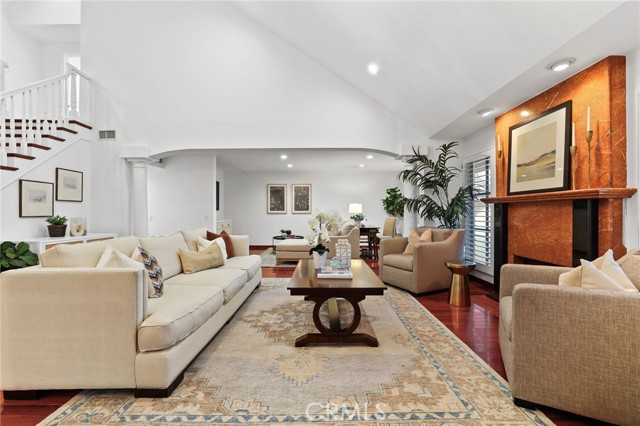 10351 Lassen Street, Los Alamitos CA: https://media.crmls.org/medias/7a59521f-fca3-46a6-a8c6-3dd358d47bc4.jpg