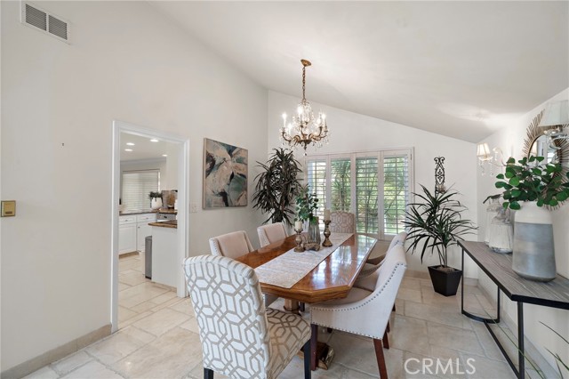 16148 Caribou Street, Fountain Valley CA: https://media.crmls.org/medias/7a59c9fc-f211-4ad9-91fb-6e0c37c0a764.jpg