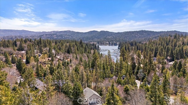 27488 N Bay Road, Lake Arrowhead CA: https://media.crmls.org/medias/7a5a136a-2a89-49e6-9eba-6a52a8e8cb7d.jpg