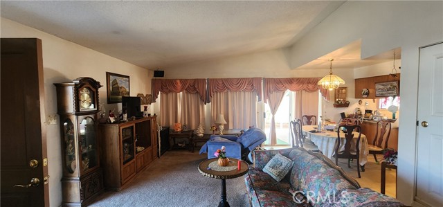 Detail Gallery Image 6 of 27 For 216 W Taylor St, Santa Maria,  CA 93458 - 3 Beds | 2 Baths