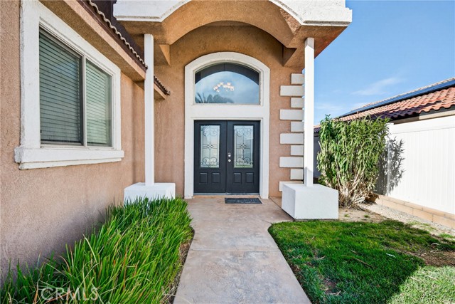 Detail Gallery Image 2 of 73 For 14414 Ironsides, Helendale,  CA 92342 - 4 Beds | 3 Baths