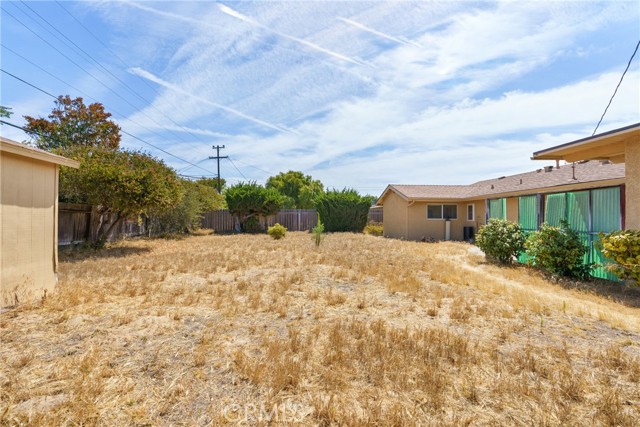 539 Dahlia Place, Santa Maria CA: https://media.crmls.org/medias/7a5b956e-a949-40ce-b87d-8d215dc1fdf5.jpg