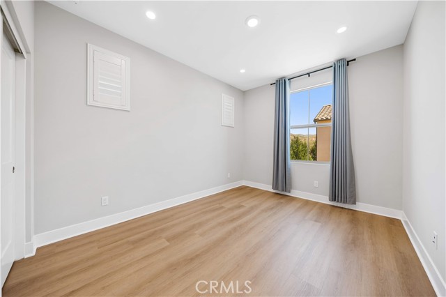 149 Fairgreen, Irvine CA: https://media.crmls.org/medias/7a5be246-d810-4f92-820d-fc8d66ff3725.jpg