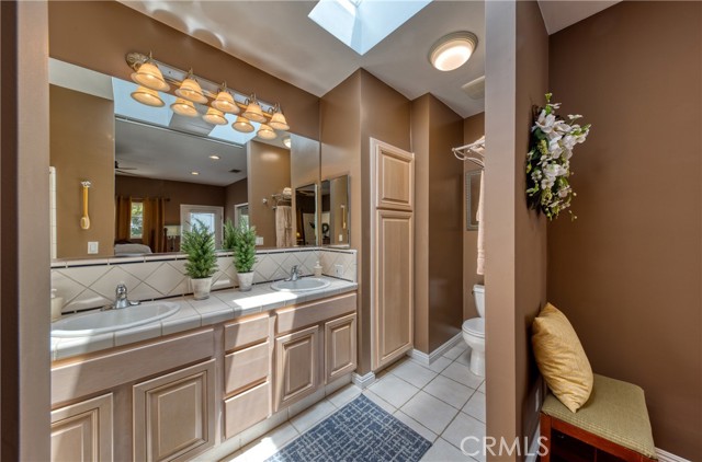 430 N Canyon Boulevard, Monrovia CA: https://media.crmls.org/medias/7a5d5b37-1163-4aad-9930-45caafea409d.jpg