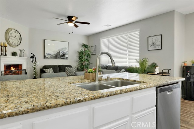 Detail Gallery Image 35 of 75 For 4147 Glacier Pl, Lancaster,  CA 93536 - 5 Beds | 3 Baths