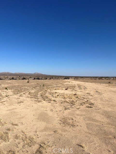 Detail Gallery Image 2 of 10 For 0 Shadow Mountain Rd, Adelanto,  CA 92301 - – Beds | – Baths