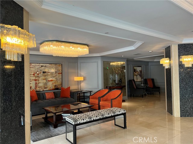 Detail Gallery Image 4 of 26 For 10660 Wilshire Bld #1707,  Los Angeles,  CA 90024 - 3 Beds | 3/1 Baths