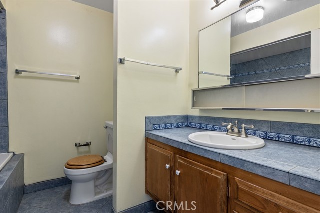 Detail Gallery Image 20 of 30 For 2801 Oswell St, Bakersfield,  CA 93306 - 3 Beds | 2/1 Baths