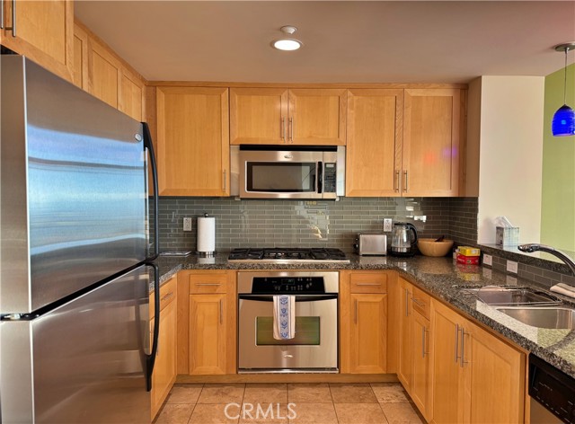 Detail Gallery Image 8 of 39 For 400 W Ocean, Long Beach,  CA 90802 - 2 Beds | 2 Baths