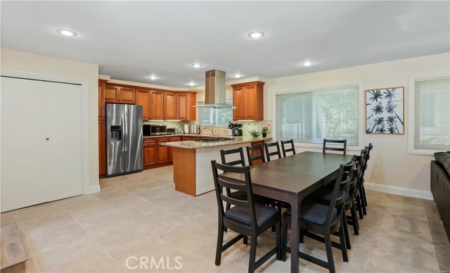 617 Iris Avenue, Corona del Mar CA: https://media.crmls.org/medias/7a5f9ec4-9840-463d-9d69-4ef0b7ed73bf.jpg