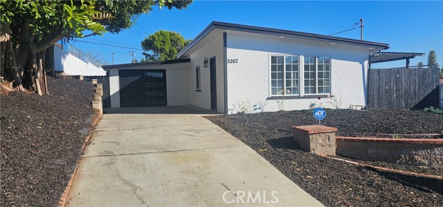 Front Image Thumbnail for CRSB25257976