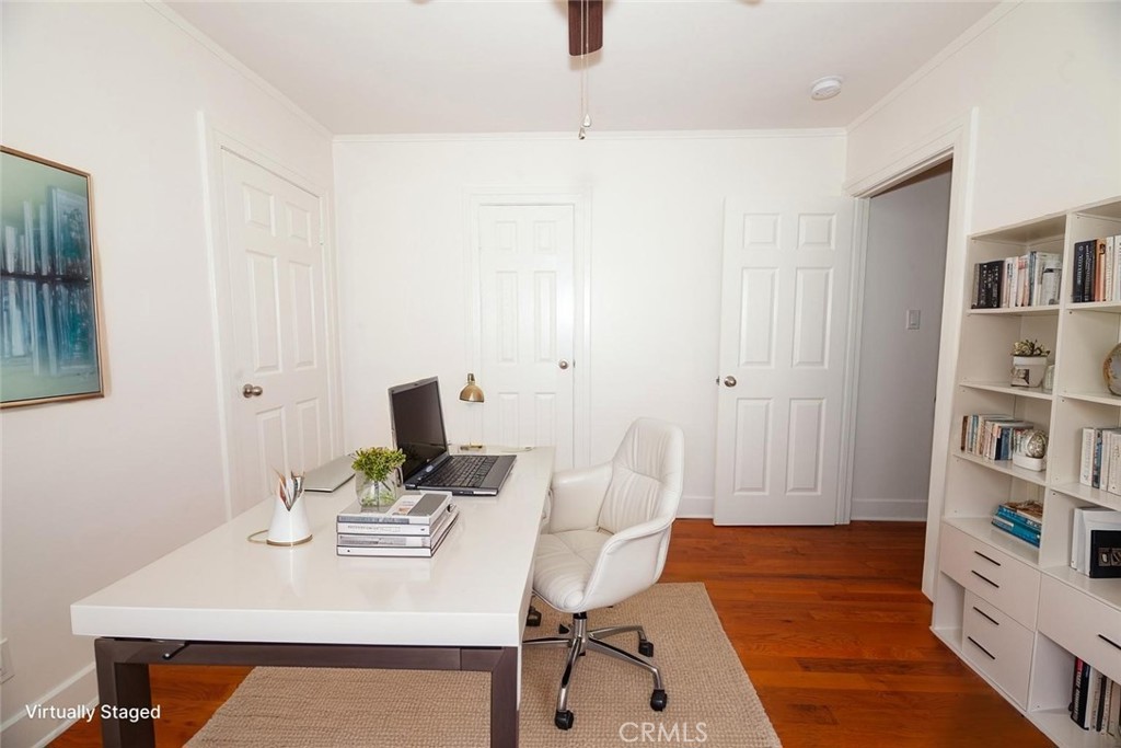 MLS #OC25186125 img 10