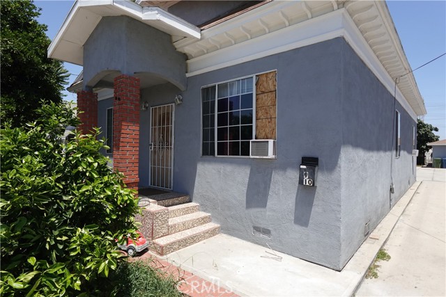 6910 CHANSLOR Avenue, Bell CA: https://media.crmls.org/medias/7a6107ad-7ea4-4629-80a9-8479bd68c16d.jpg