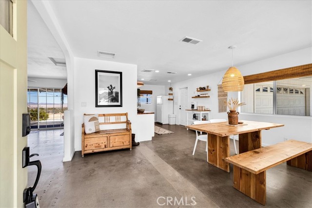 Detail Gallery Image 9 of 68 For 59700 Napa Rd, Landers,  CA 92285 - 2 Beds | 2 Baths