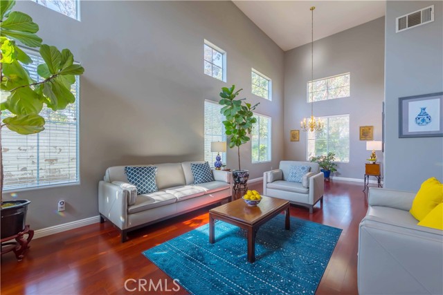 2018 Wren Way, Fullerton CA: https://media.crmls.org/medias/7a611b1c-325b-49b4-811b-a2ced8fa2570.jpg