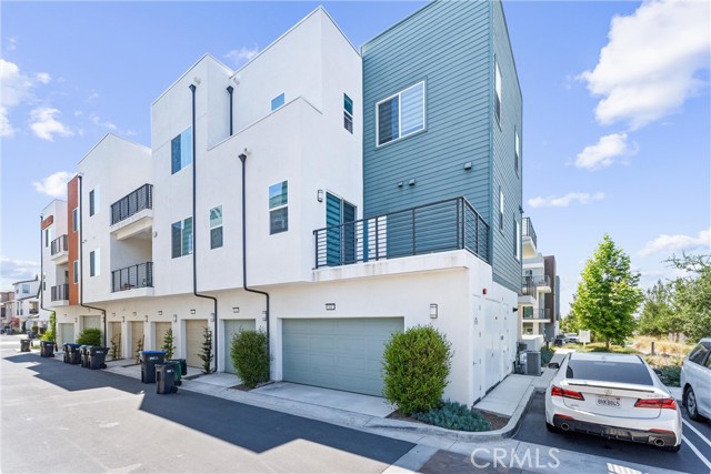 167 Sash, Irvine CA: https://media.crmls.org/medias/7a622431-fe02-4215-bfdc-f2bb66a03efb.jpg