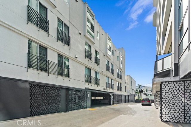 Detail Gallery Image 39 of 49 For 3119 via Dolce #107,  Marina Del Rey,  CA 90292 - 3 Beds | 2 Baths