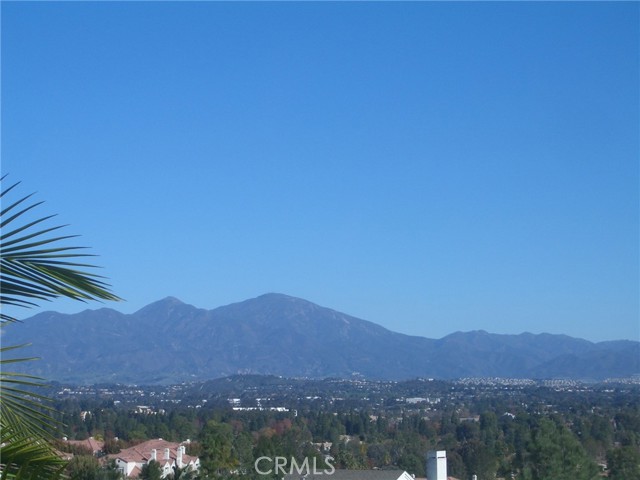 Detail Gallery Image 2 of 26 For 10 Spicewood, Aliso Viejo,  CA 92656 - 3 Beds | 2/1 Baths