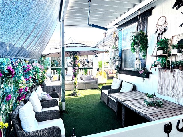 Detail Gallery Image 15 of 46 For 6130 Camino Real #242,  Jurupa Valley,  CA 92509 - 4 Beds | 2 Baths