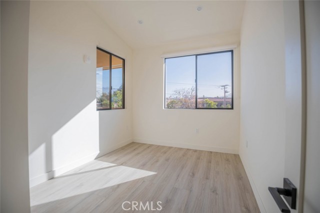 Detail Gallery Image 26 of 40 For 2608 Honolulu Ave #212,  Montrose,  CA 91020 - 2 Beds | 2 Baths