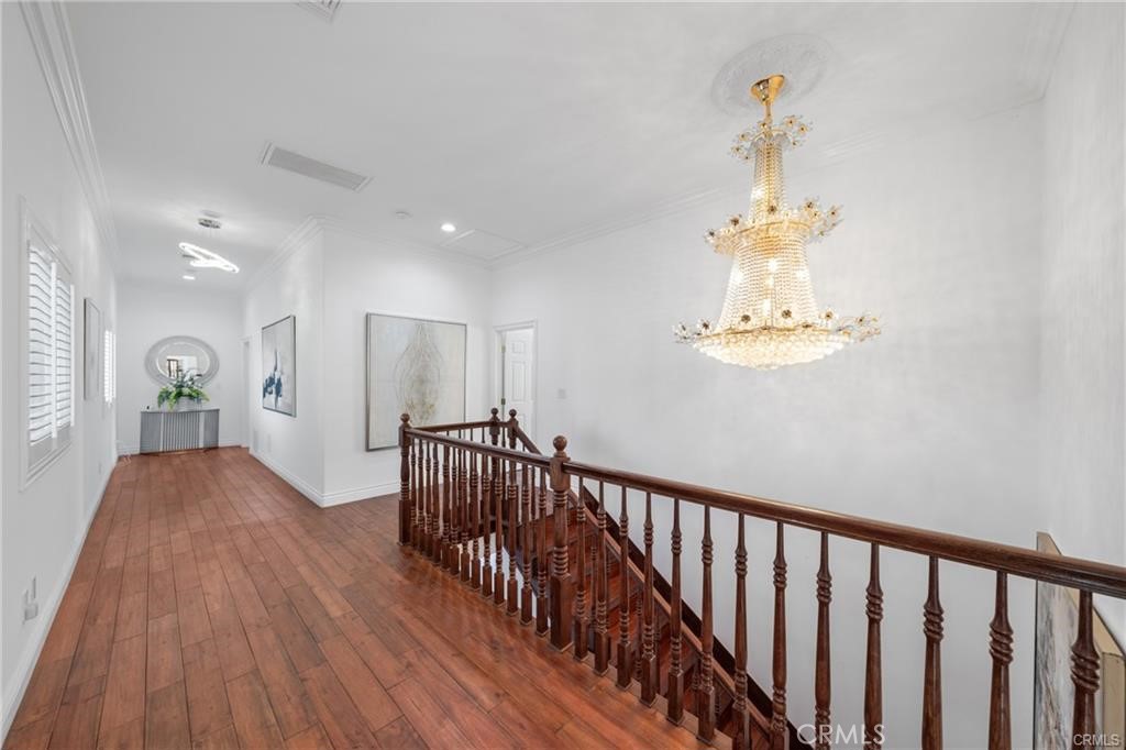 MLS #WS26169393 image #43