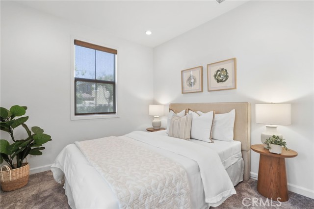 12 Gardenia, Lake Forest CA: https://media.crmls.org/medias/7a65e410-ebce-4123-907f-cbe7e92b4a23.jpg