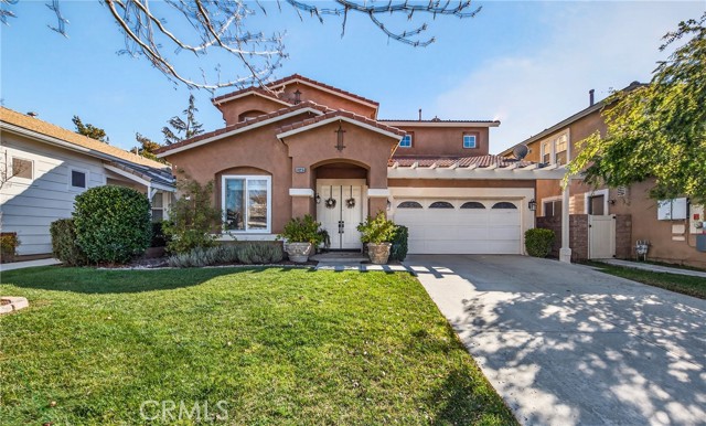 Detail Gallery Image 2 of 31 For 34215 Pinehurst, Yucaipa,  CA 92399 - 4 Beds | 2/1 Baths