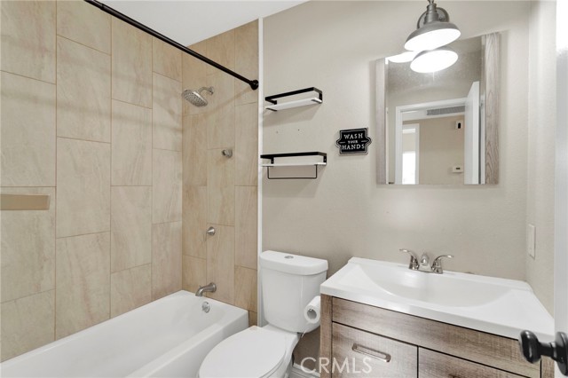 Detail Gallery Image 24 of 44 For 2040 Princeton, Barstow,  CA 92311 - 3 Beds | 2 Baths