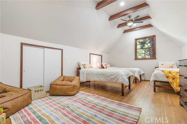 187 Cedar Circle Circle, Lake Arrowhead CA: https://media.crmls.org/medias/7a68049c-47e9-485a-b453-9255b797d6be.jpg