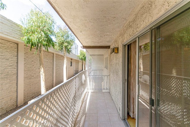 Detail Gallery Image 26 of 38 For 605 N Louise St #106,  Glendale,  CA 91206 - 2 Beds | 2 Baths