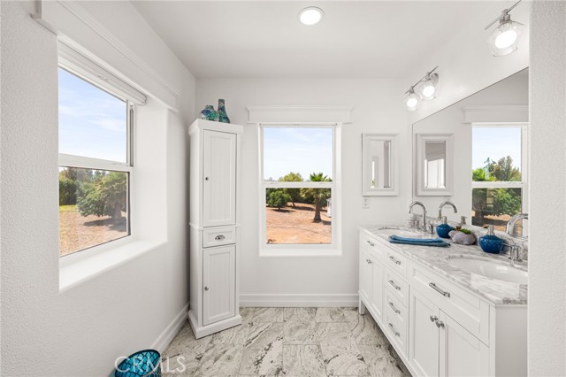 Detail Gallery Image 41 of 75 For 22252 Monte Rancho Dr, Temecula,  CA 92590 - 4 Beds | 4 Baths