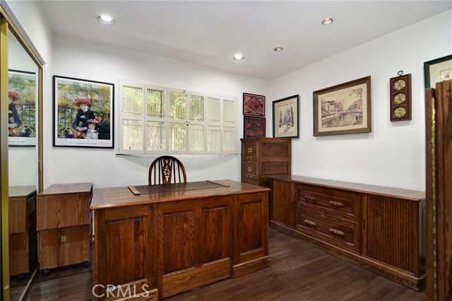 Detail Gallery Image 20 of 32 For 13943 Margate St, Sherman Oaks,  CA 91401 - 4 Beds | 3 Baths