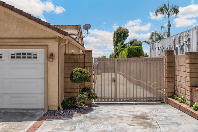 Image 2 of 64 For 8291 Jennet Street