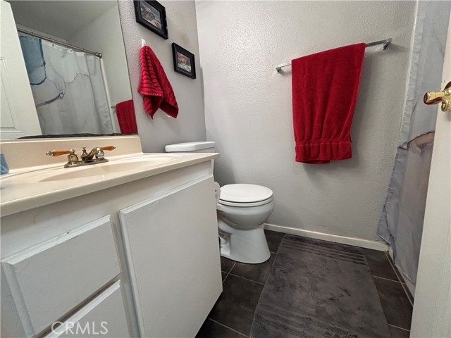 15957 Randall Avenue, Fontana CA: https://media.crmls.org/medias/7a6a908d-0430-424f-965a-298656ba23ea.jpg