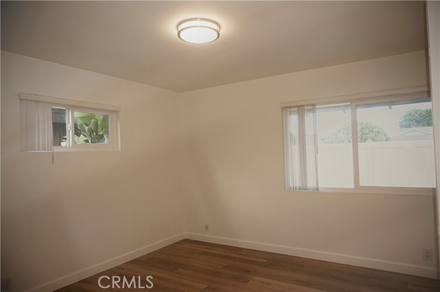 Detail Gallery Image 7 of 32 For 19602 Roderick Ln, Huntington Beach,  CA 92646 - 4 Beds | 2 Baths