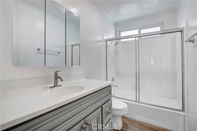 Detail Gallery Image 7 of 12 For 1244 Euclid St #4,  Santa Monica,  CA 90404 - 2 Beds | 2 Baths