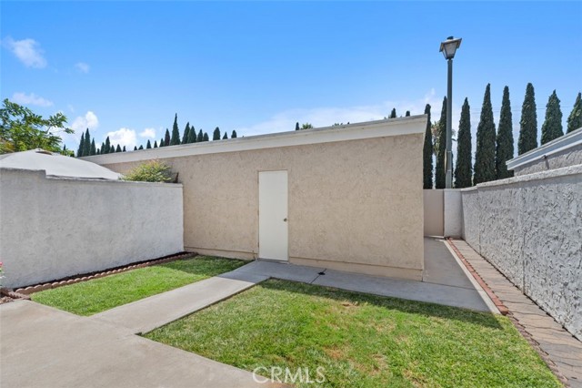 14276 Bolsa Chica Road, Westminster CA: https://media.crmls.org/medias/7a6b7bef-83c9-4001-8471-20162c811e20.jpg