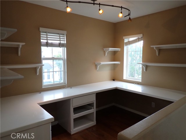 Detail Gallery Image 11 of 27 For 55 Essex, Irvine,  CA 92620 - 3 Beds | 2/1 Baths